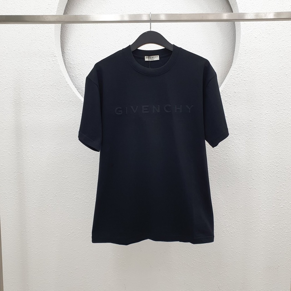 [국내배송] 지방시 GIVENCHY 23SS 로고 체인자수 티셔츠 블랙