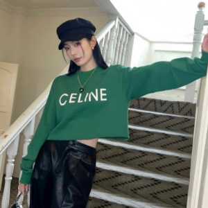 [국내배송] 셀린느 23SS 여성용 CELINE 셀린느 크롭 맨투맨 셔츠