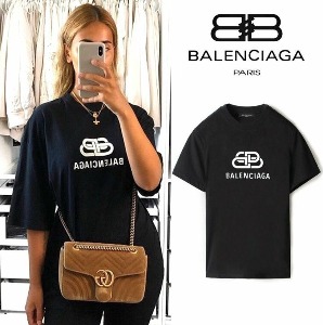[국내배송] 발렌시아가 BALENCIAGA 2023 S/S  발렌시아가 뉴로고 컬렉션 반팔티 블랙