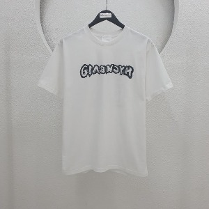 [국내배송] 지방시 GIVENCHY 23SS 그래피티 로고 프린팅 티셔츠 화이트
