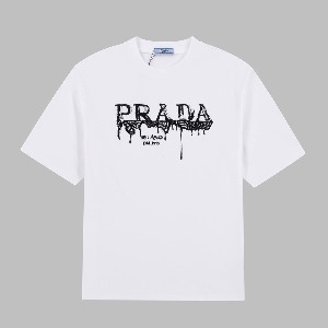 [국내배송] 프라다 PRADA 23ss 로고 자수 티셔츠 화이트
