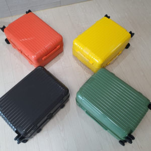 [국내배송] 리모와 RIMOWA 에센셜 트렁크 케빈(20인치) 3color