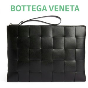 [국내배송] 보테가베네타 BOTTEGA VENETA 인트레치아토 어반 레더 클러치 블랙
