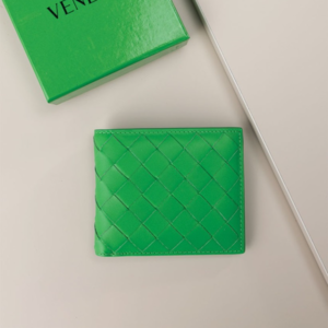 [국내배송][반품가능] 보테가베네타 BOTTEGA VENETA 인트레치아토 폴더형 지갑 그린
